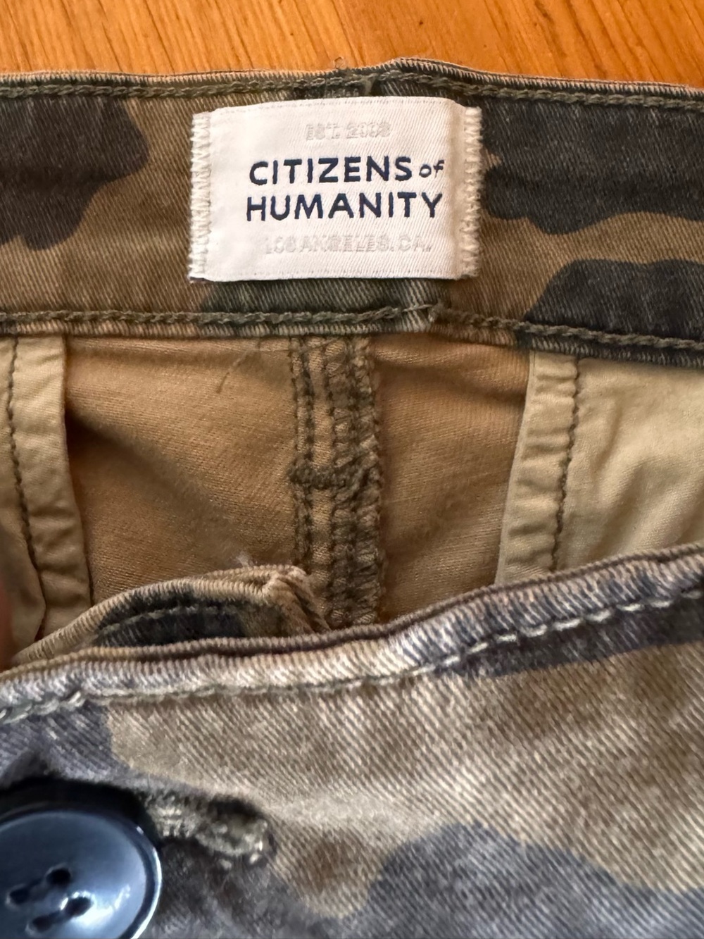 CITIZENS OF HUMANITY FLIGHT PANT IN CAMO SIZE 27 - Picture 4 of 6